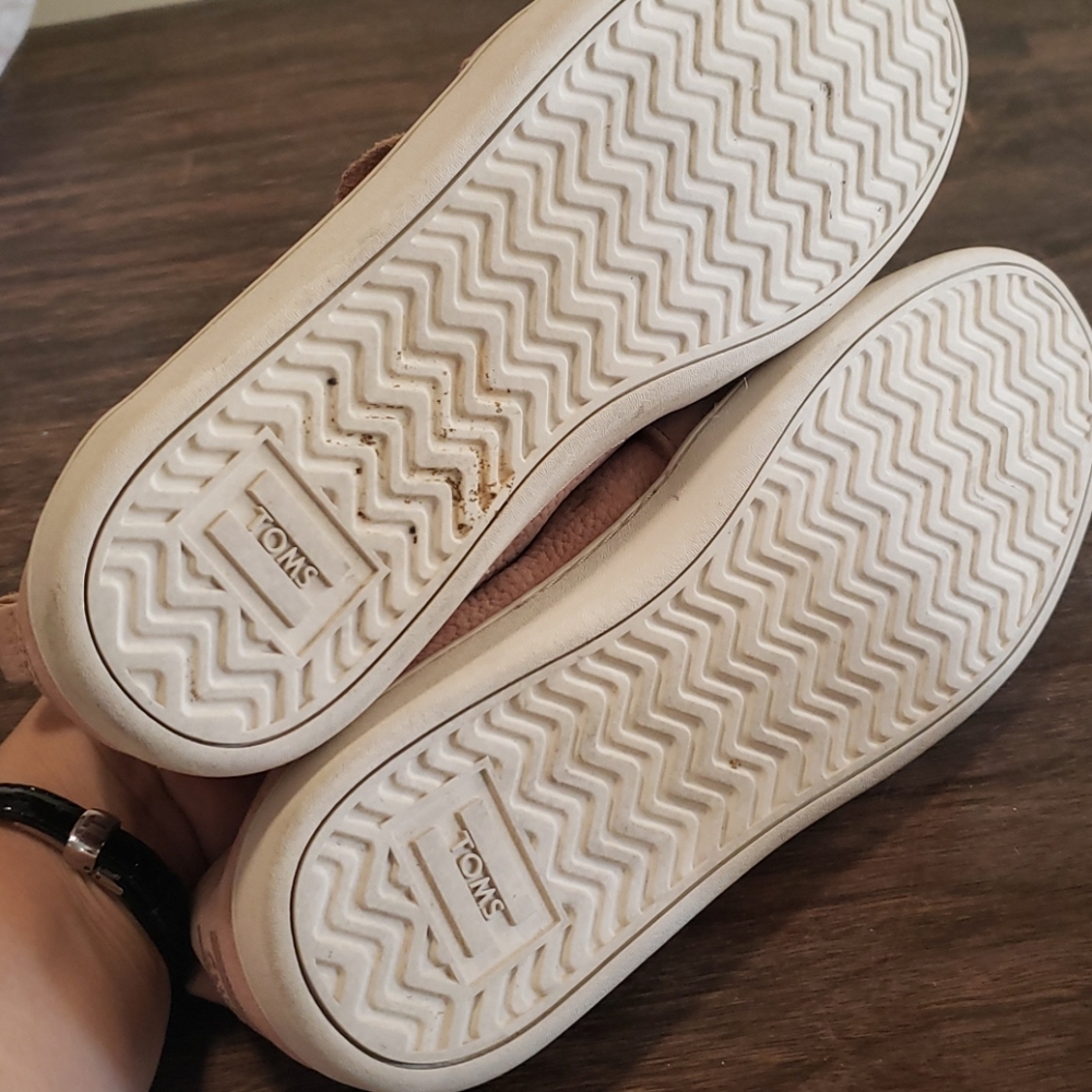 TOMS - Picture 6 of 7